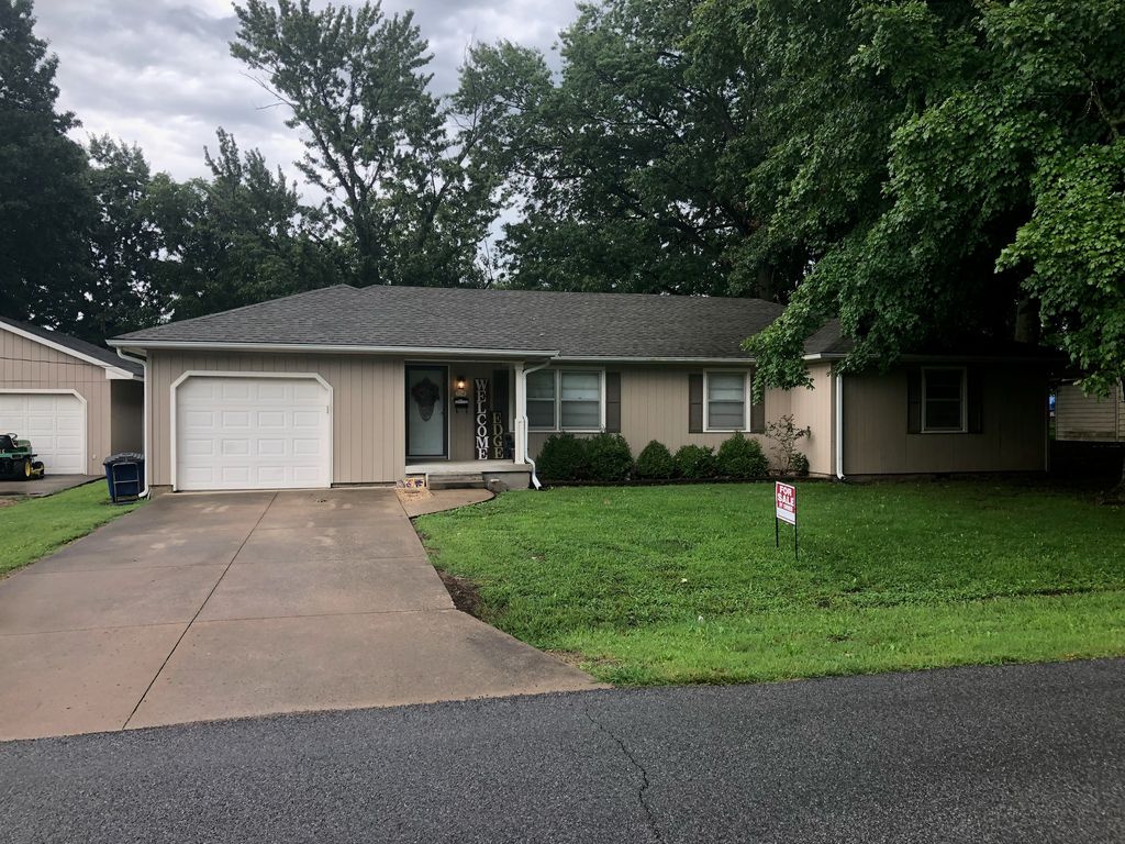 104 N Crawford St, Frontenac, KS 66763 Trulia