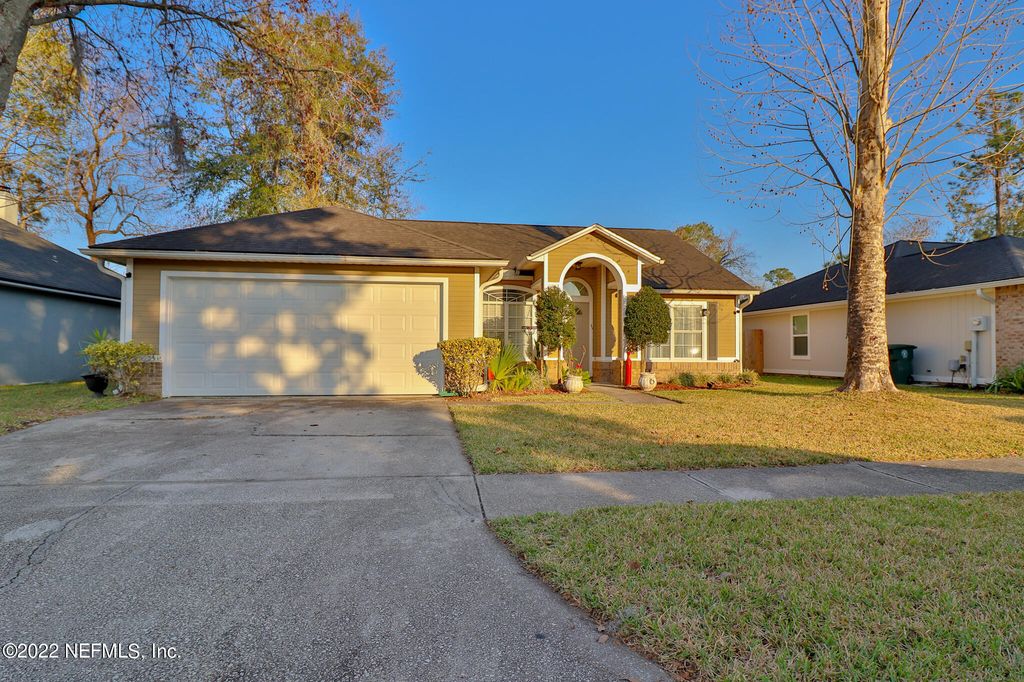 11083 RIDGE POINT DR, Jacksonville, FL 32257