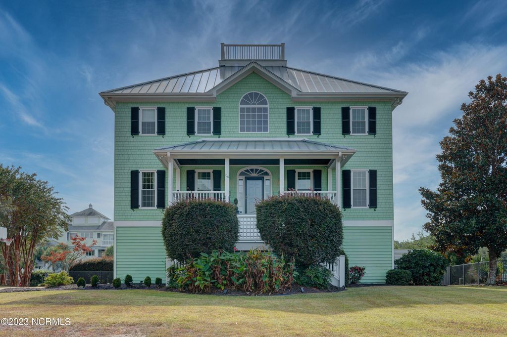 136 Inlet Point Drive, Wilmington, NC 28409