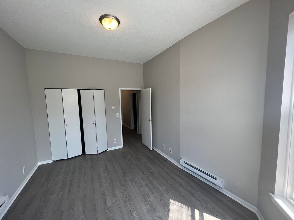 14221432 W Kilbourn Ave 1422201, Milwaukee, WI 53233 Trulia