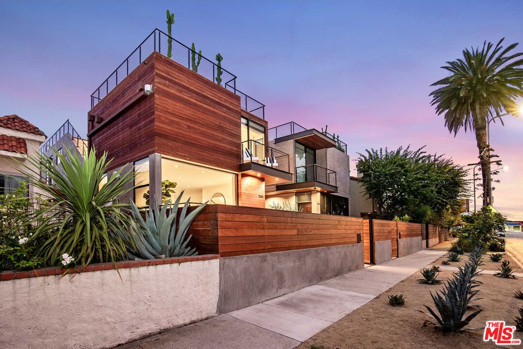 2331 Abbot Kinney Blvd, Venice, CA 90291