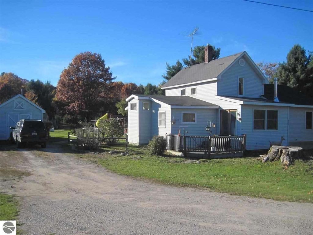 5205 Vinton Rd, Williamsburg, MI 49690 Trulia