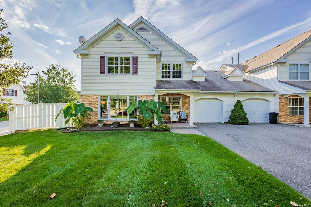 105 Spring Lake Drive UNIT 105, Middle Island, NY 11953 Trulia