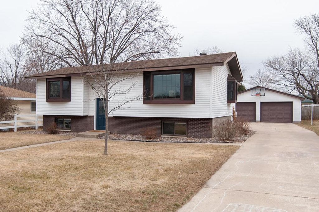 304 Larch Ave, Onalaska, WI 54650 Trulia