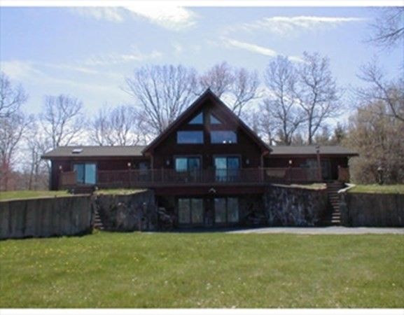 27 Perry St, Middleboro, MA 02346
