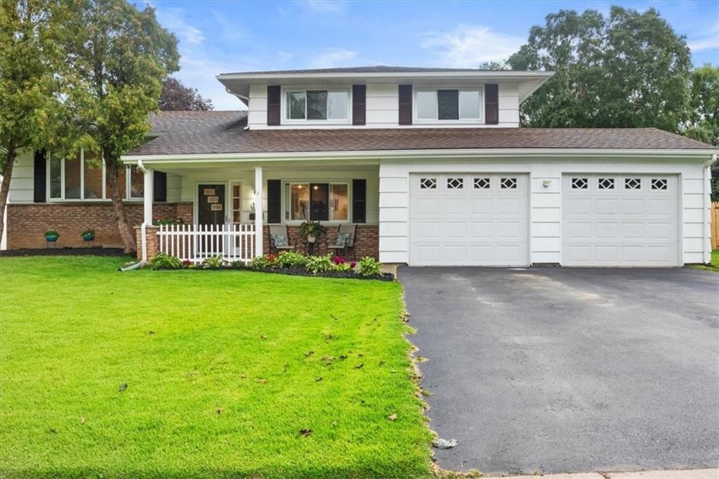 111 Edgebrook Ln, Rochester, NY 14617