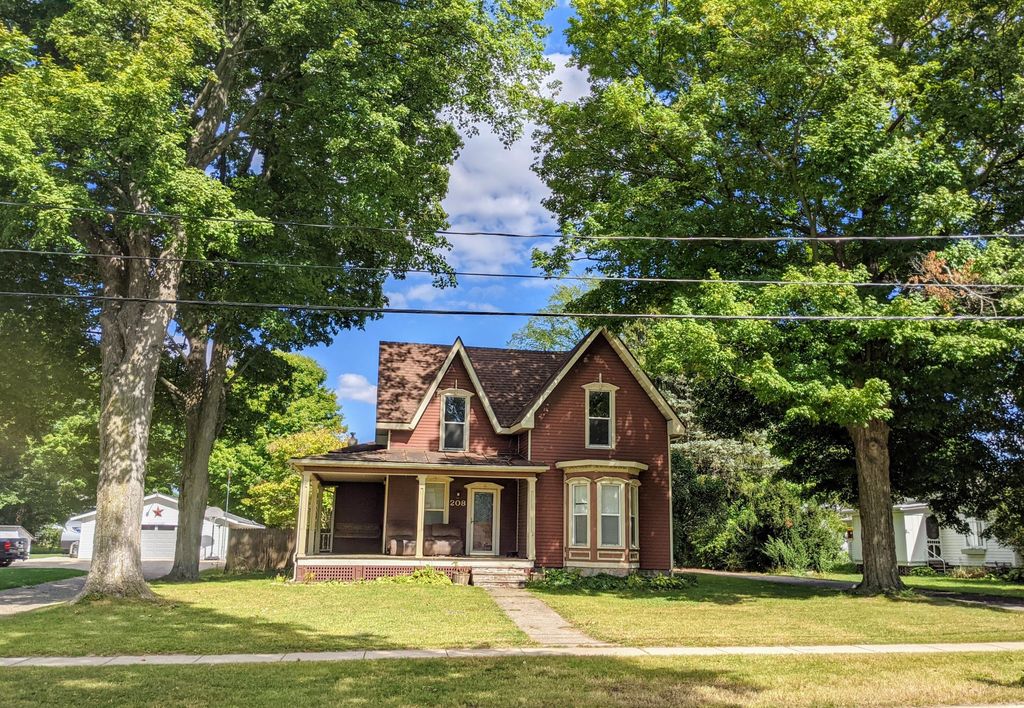 208 E Saint Joe St, Litchfield, MI 49252