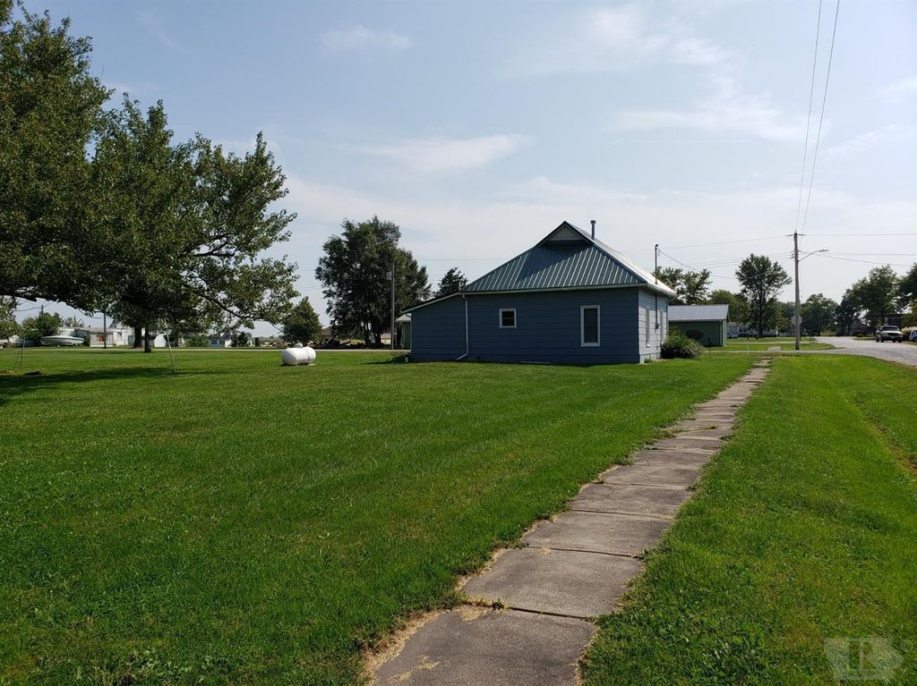 101 E Liberty St, Exline, IA 2 Bed, 1 Bath SingleFamily Home 9