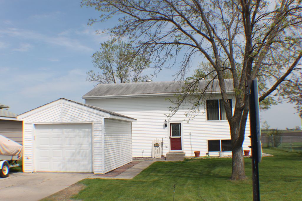 409 3rd Ave, Mapleton, ND 58059 Trulia