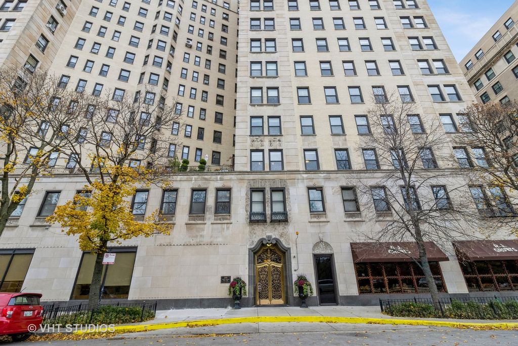 2000 N Lincoln Park W #1110, Chicago, IL 60614