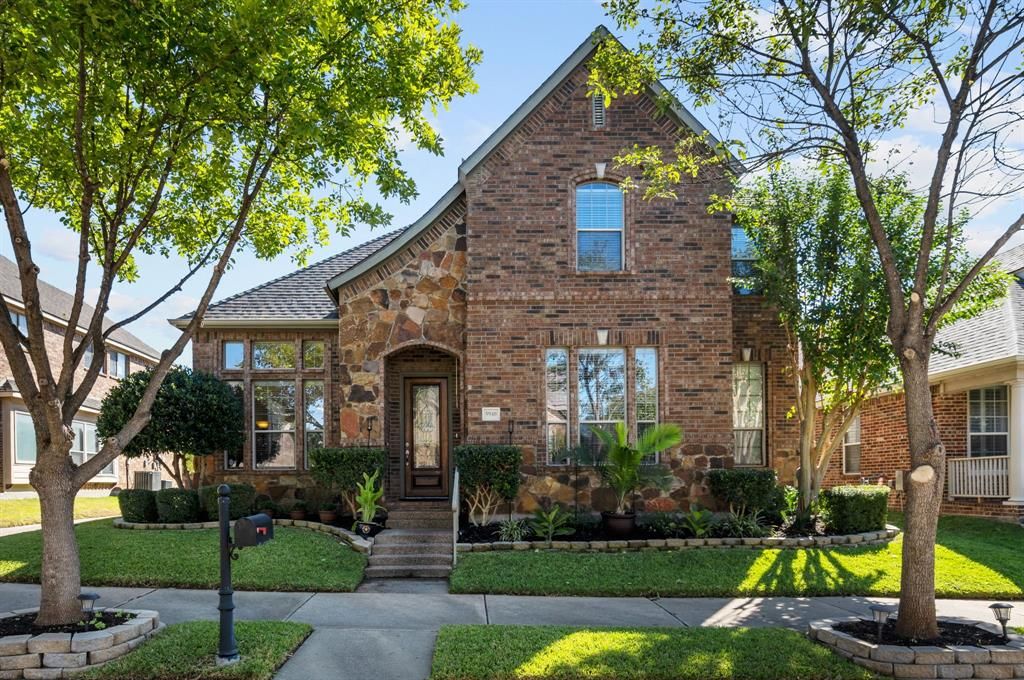 5940 Dripping Springs Ct, North Richland Hills, TX 76180