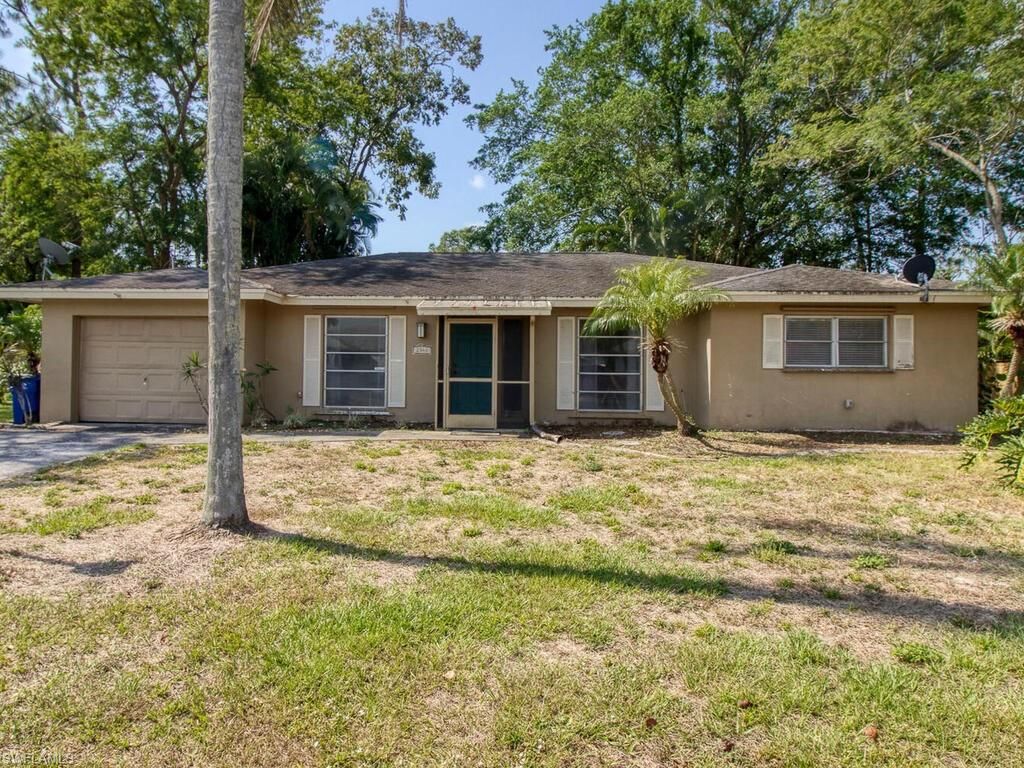 2348 Ivy Ave, Fort Myers, FL 33907