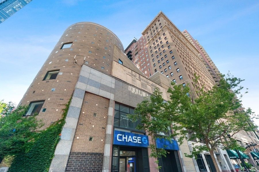 40 E 9th St #1901, Chicago, IL 60605