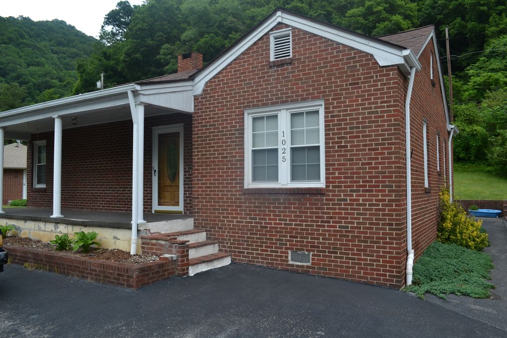 1025 Gene St, Grundy, VA 24614 Trulia