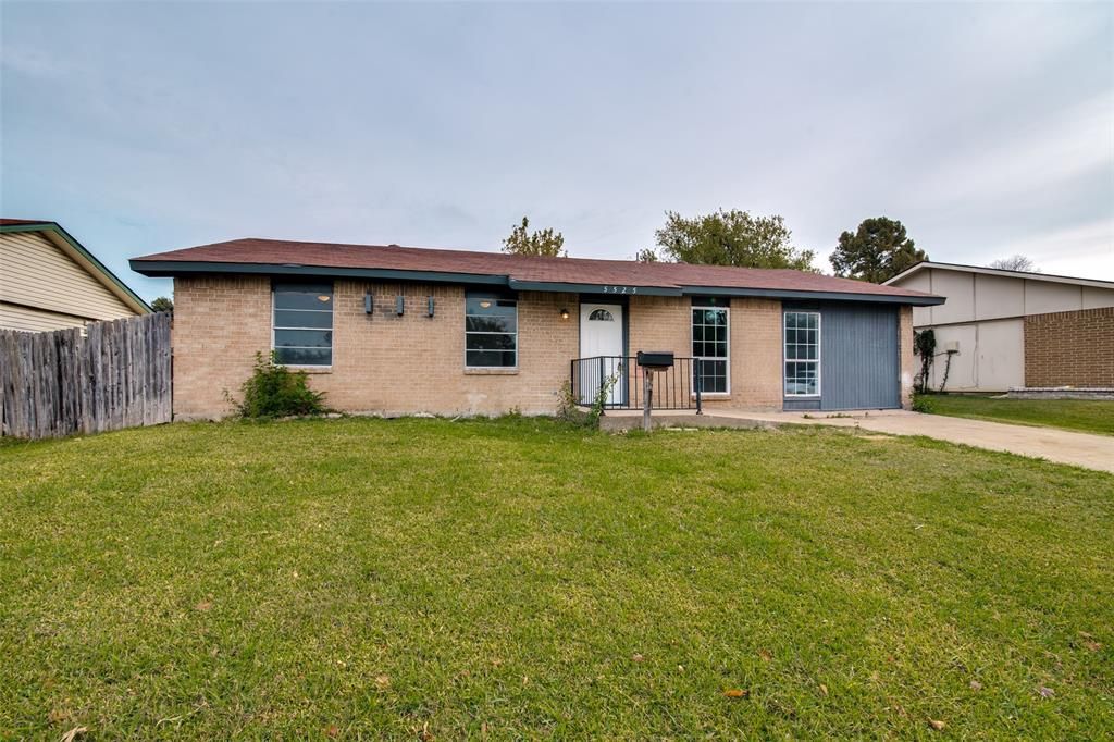 5525 Sundown Ln, Garland, TX 75043