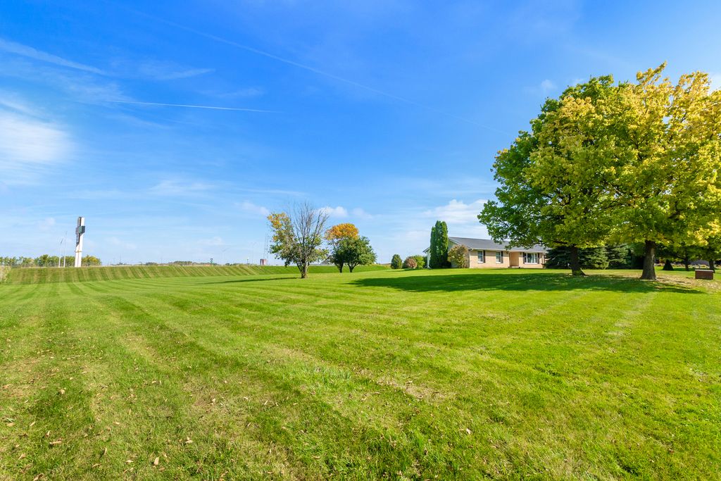 46W360 Woodview Pkwy, Hampshire, IL 60140 Trulia