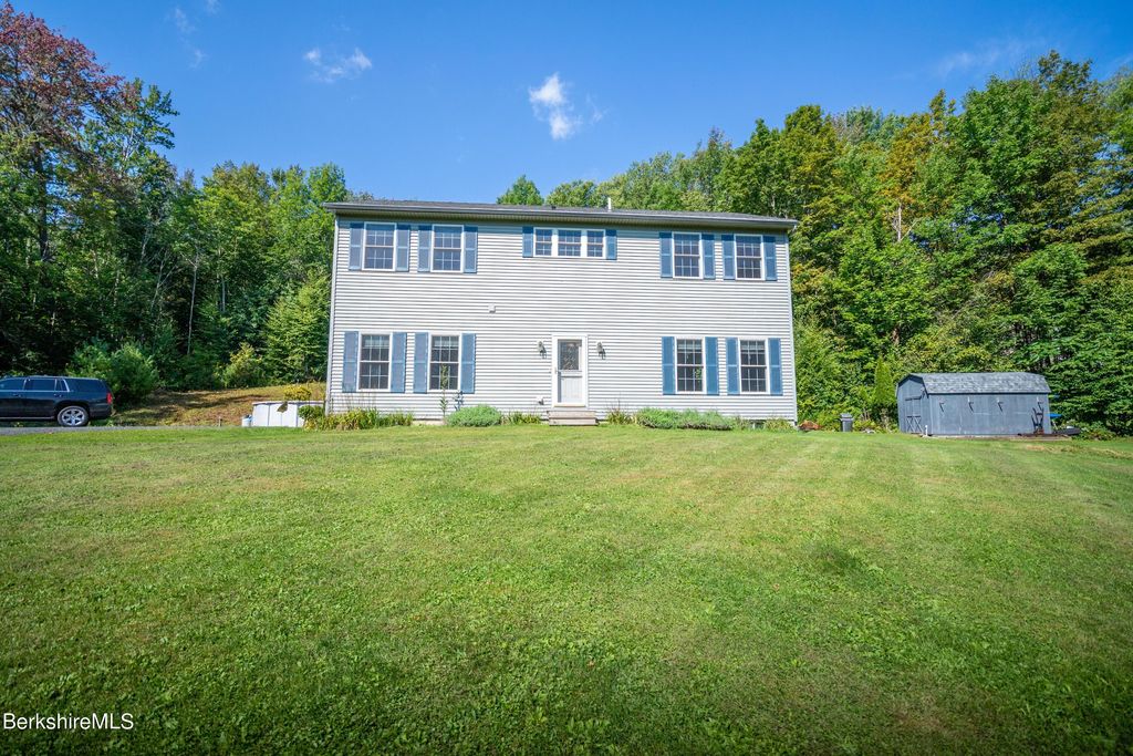 831 Outlook Ave, Cheshire, MA 01225