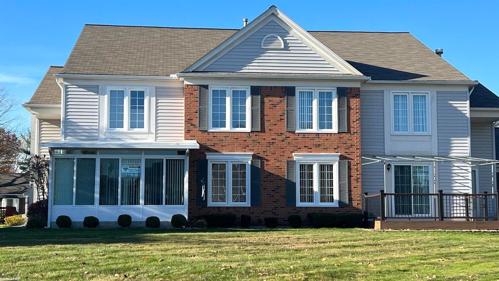 37485 Stonegate Cir, Clinton Township, MI 48036 - See Est. Value ...