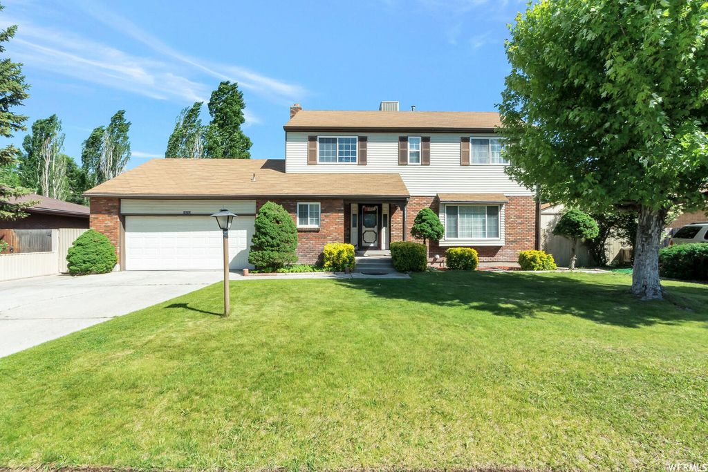 10213 S Roseboro Rd, Sandy, UT 84092