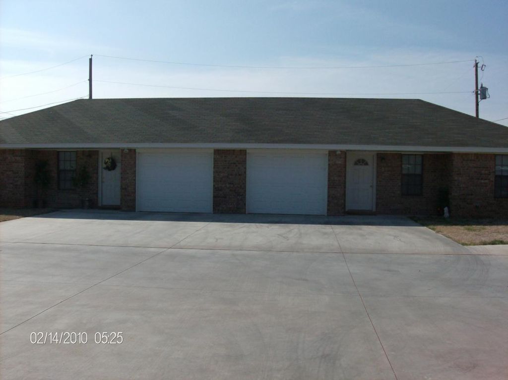 1012 City View Dr 2, Wichita Falls, TX 3 Bed, 2 Bath