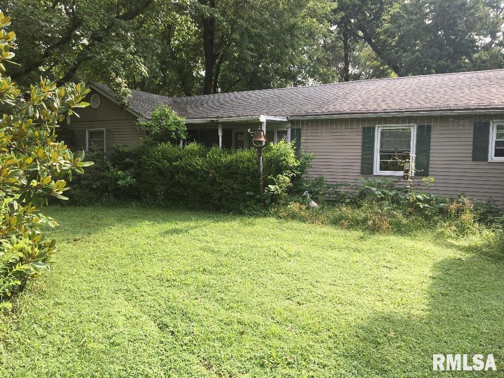 1626 N Main St, Benton, IL 62812 Trulia