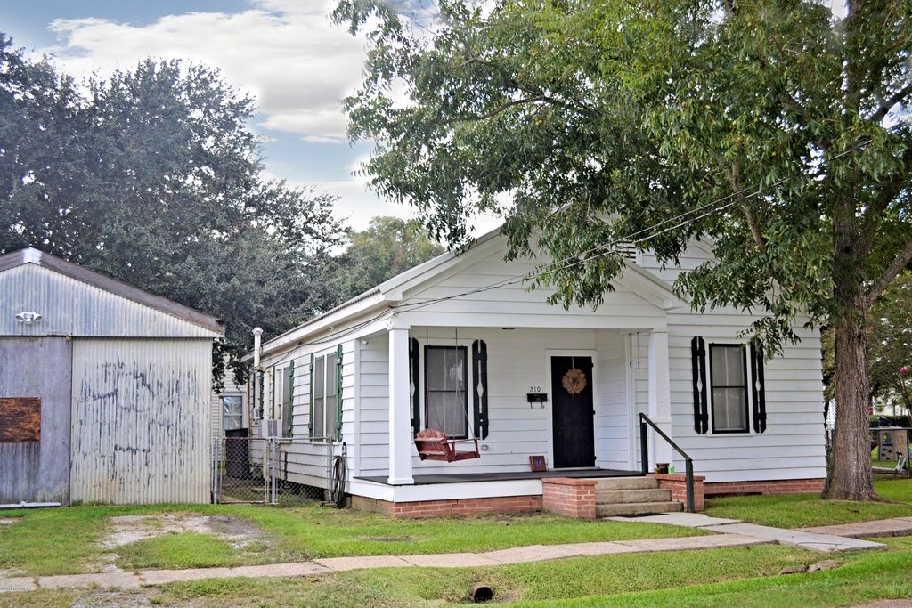 210 Louisiana St, Jeanerette, LA 70544 Trulia