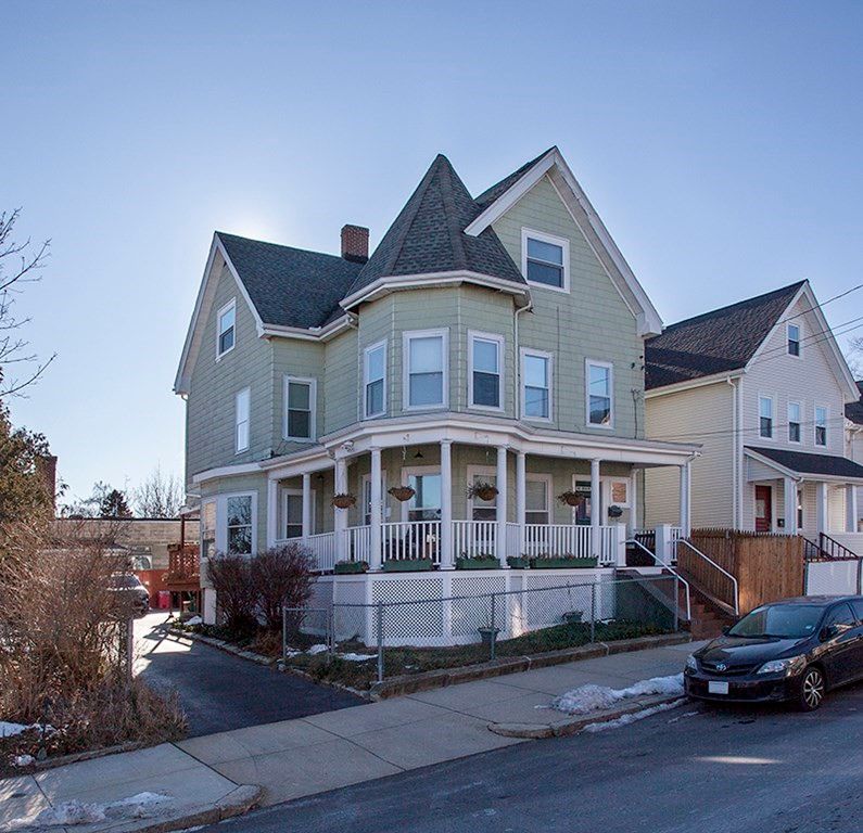 10 High St, Malden, MA 02148