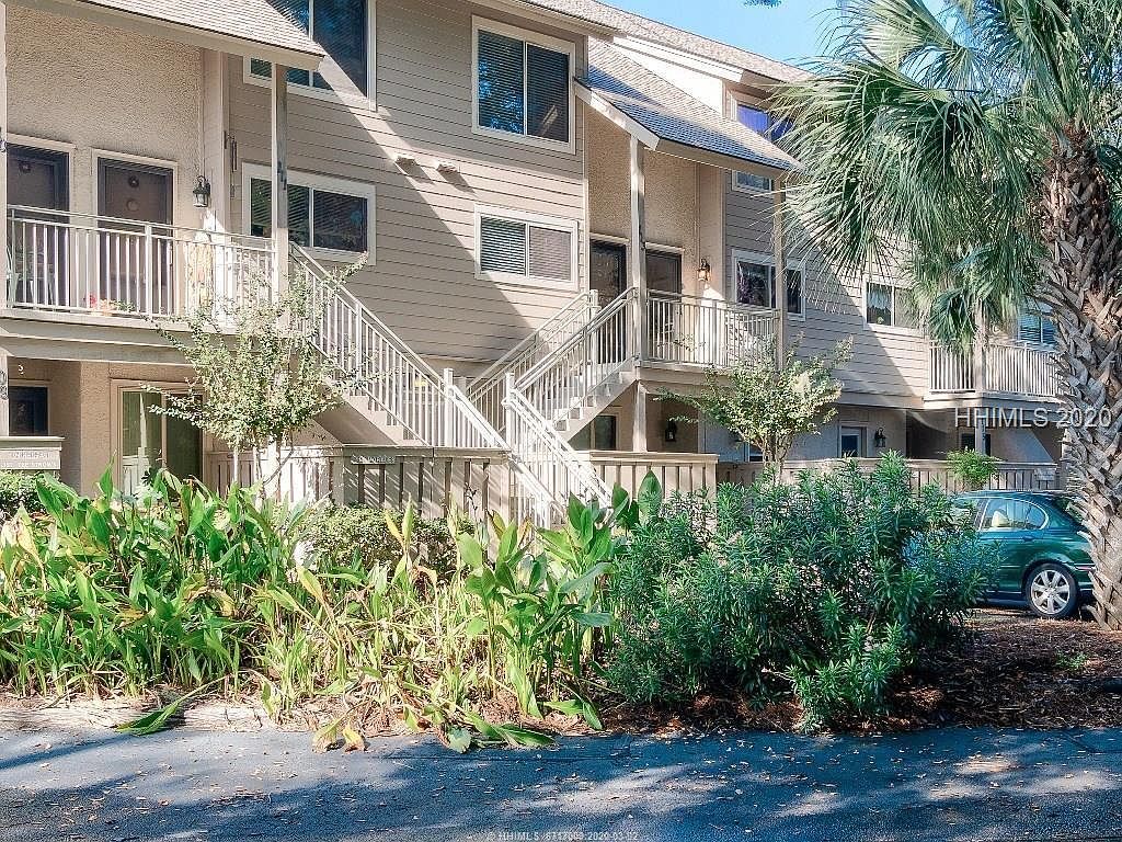 15 Deallyon Ave #114, Hilton Head Island, SC 29928