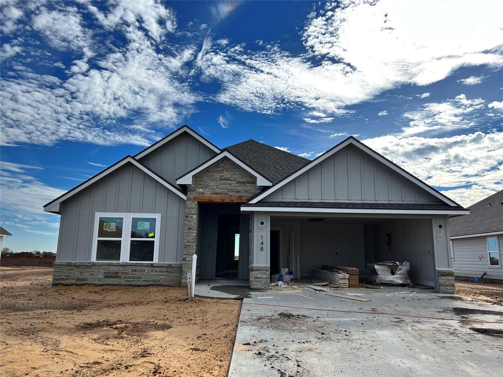 148 Brazos Bnd, Somerville, TX 77879