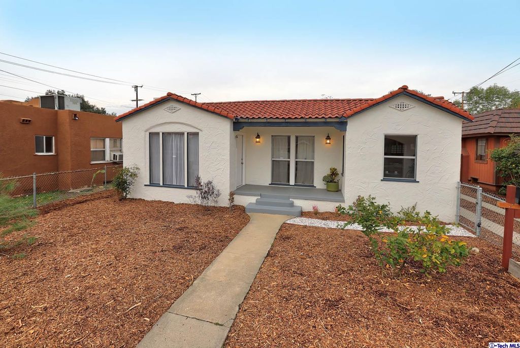 259 W  Orange Grove Ave, Pomona, CA 91768