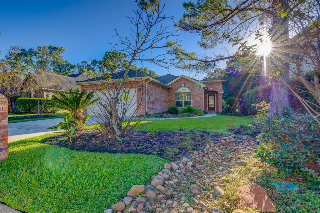 13723 Summer Hill Dr, Montgomery, TX 77356