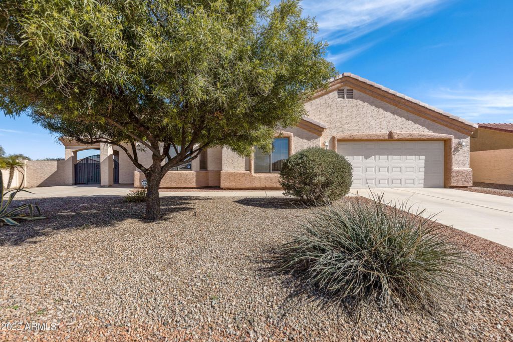 9737 W Mendell Cir, Arizona City, AZ 85123