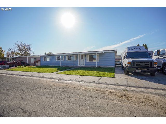 1225 SW Sandy Dr, Hermiston, OR 97838