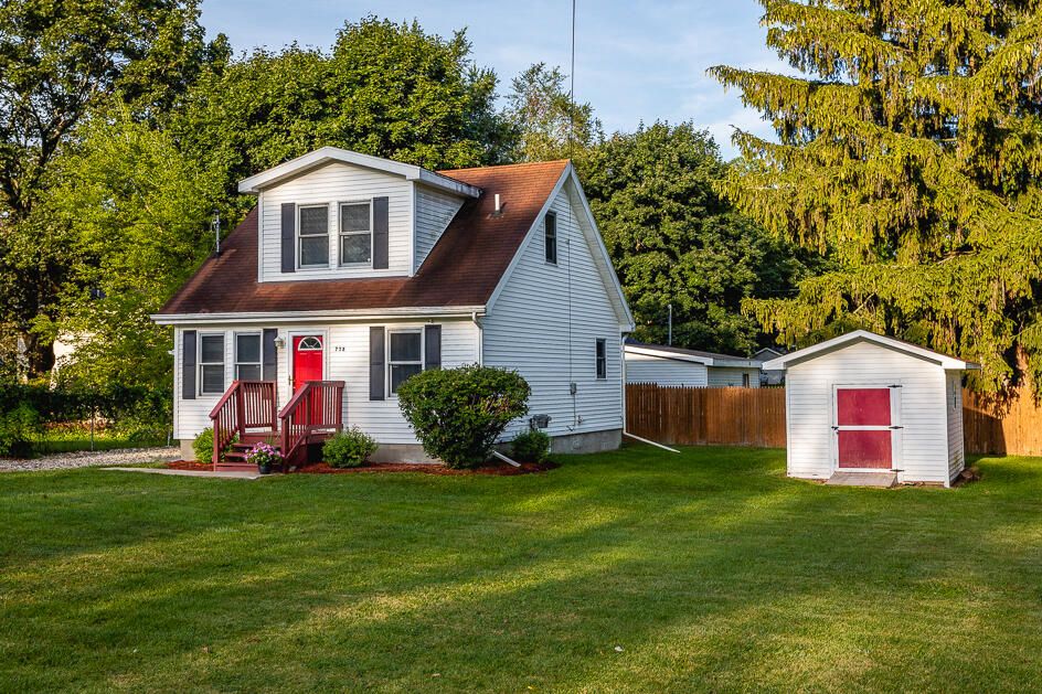 718 21st St, Jackson, MI 49203