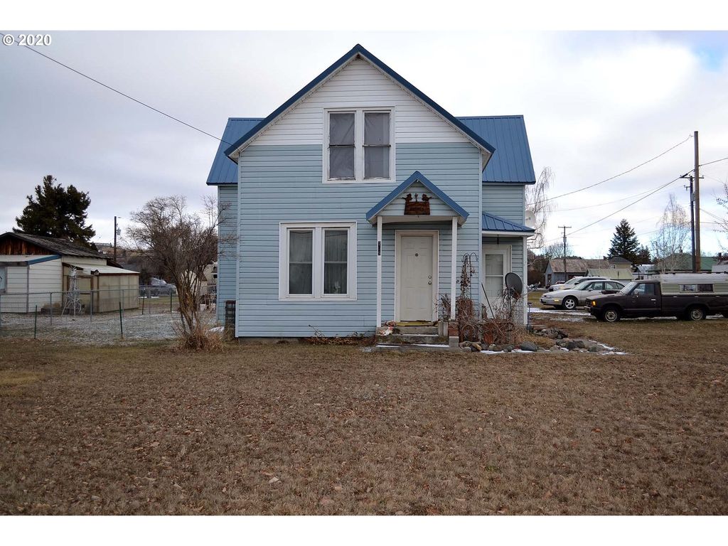 709 S River St, Enterprise, OR 97828
