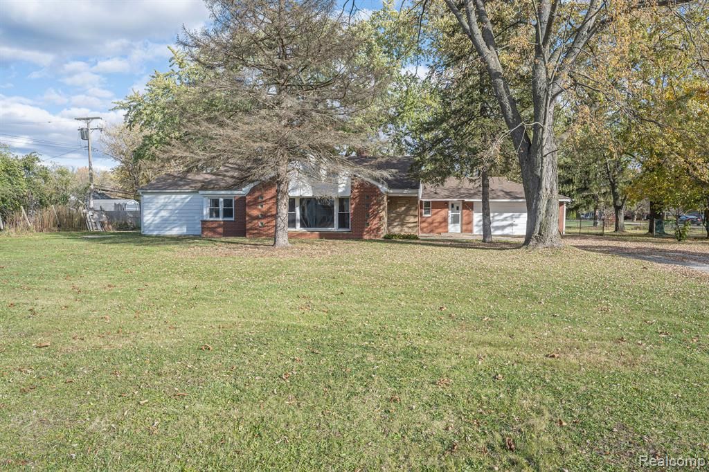 21229 Meridian Rd, Grosse Ile, MI 48138 Trulia