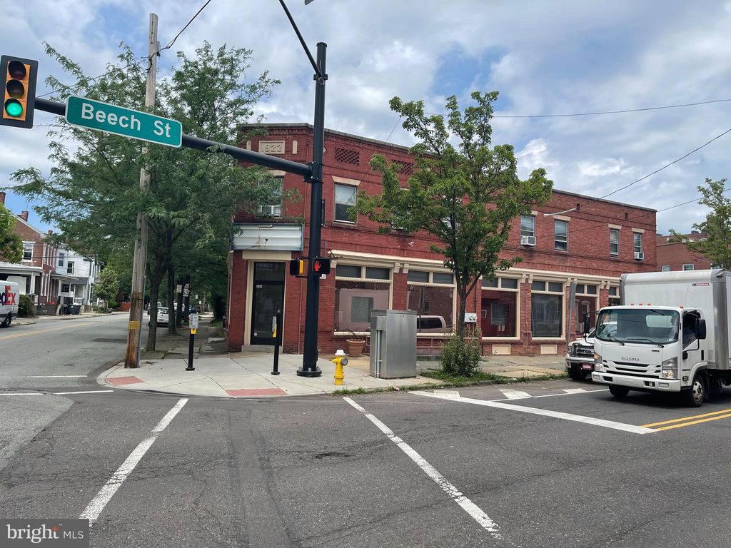 206 N Charlotte St, Pottstown, PA 19464