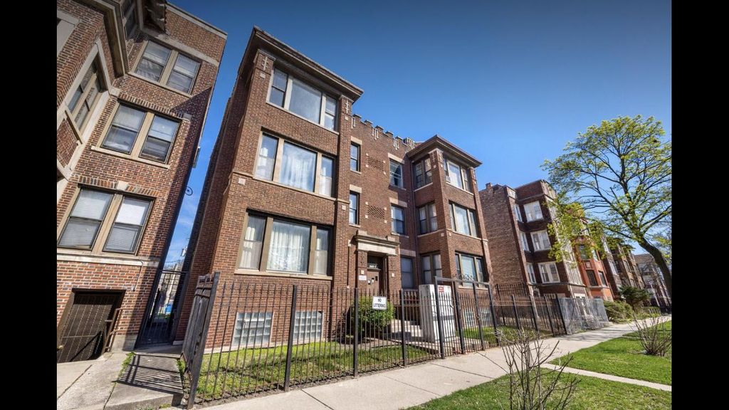 6737 S  East End Ave #3, Chicago, IL 60649