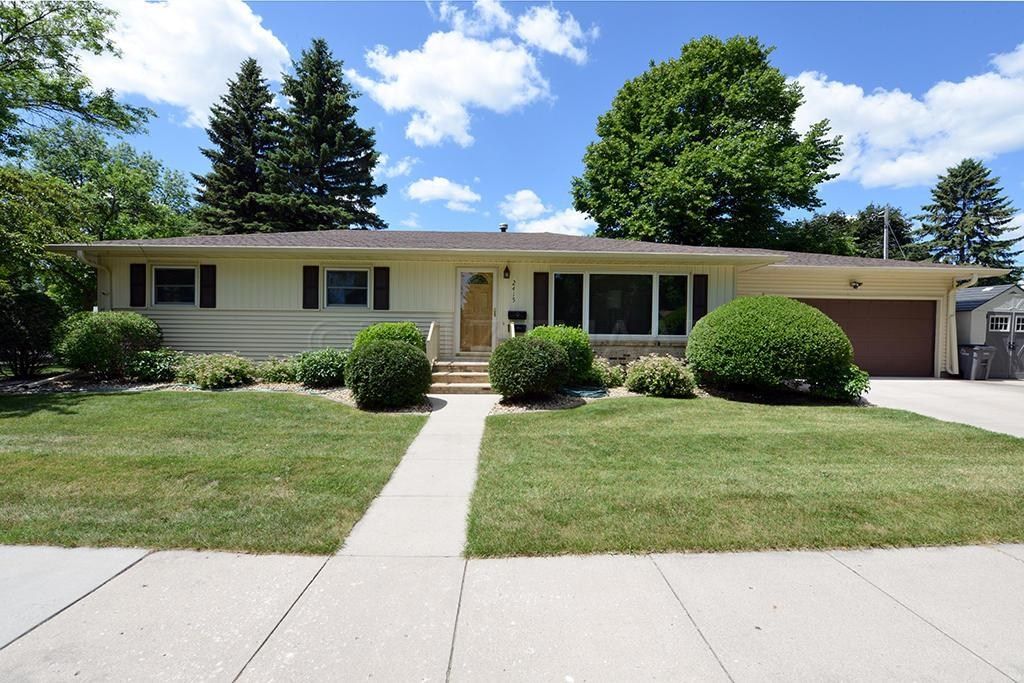 2415 13th St S, Moorhead, MN 56560 Trulia