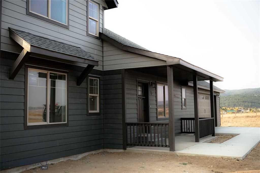 189 Blacktail Canyon Rd, Butte, MT 59701