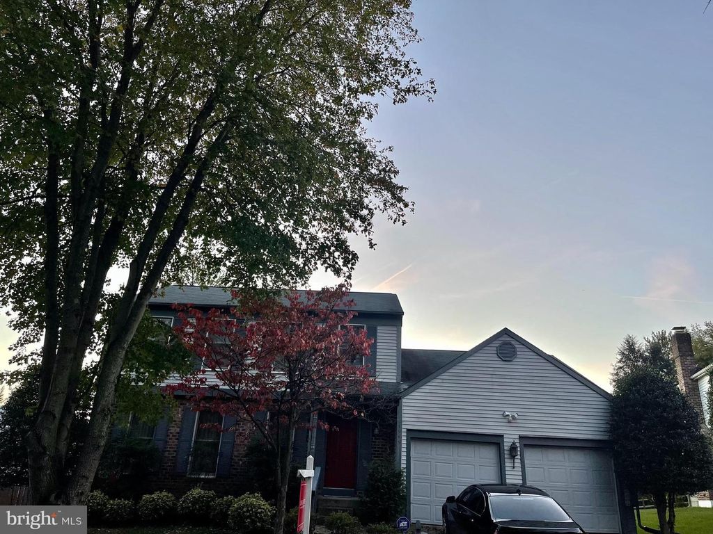 1949 Autumn Ridge Cir, Silver Spring, MD 20906