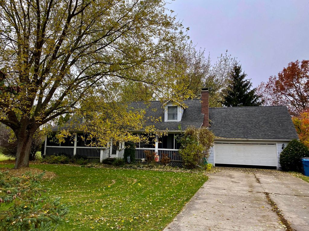 254 Treasure Ln, Coldwater, MI 49036