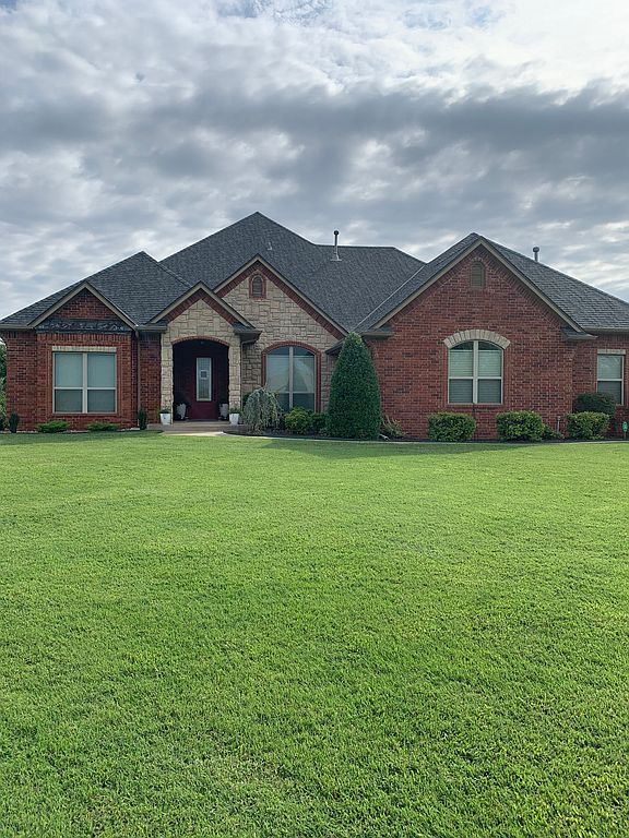 849 County Street 2921, Tuttle, OK 73089 4 Bed, 5 Bath SingleFamily