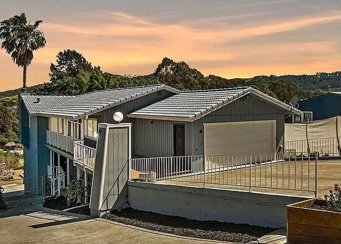 Address Not Disclosed, El Sobrante, CA 94803