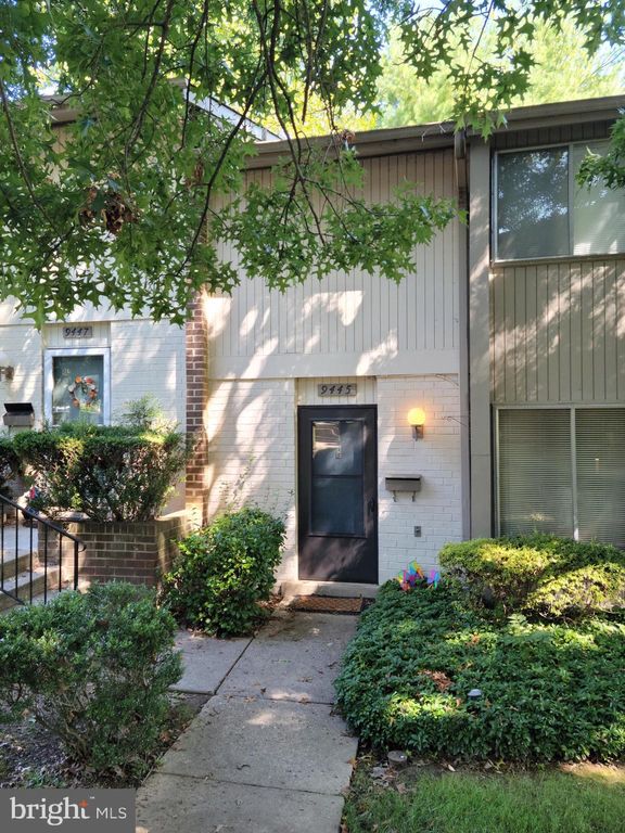 9445 Horizon Run Rd #8-B, Gaithersburg, MD 20886
