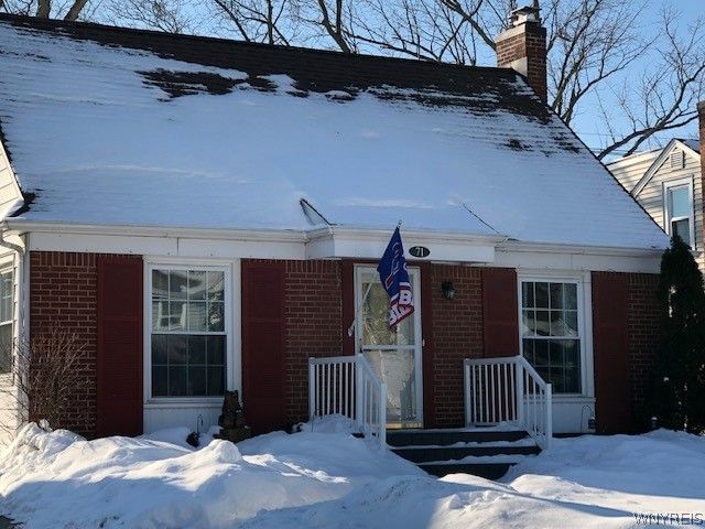 71 Gardenwood Ln, Buffalo, NY 14223