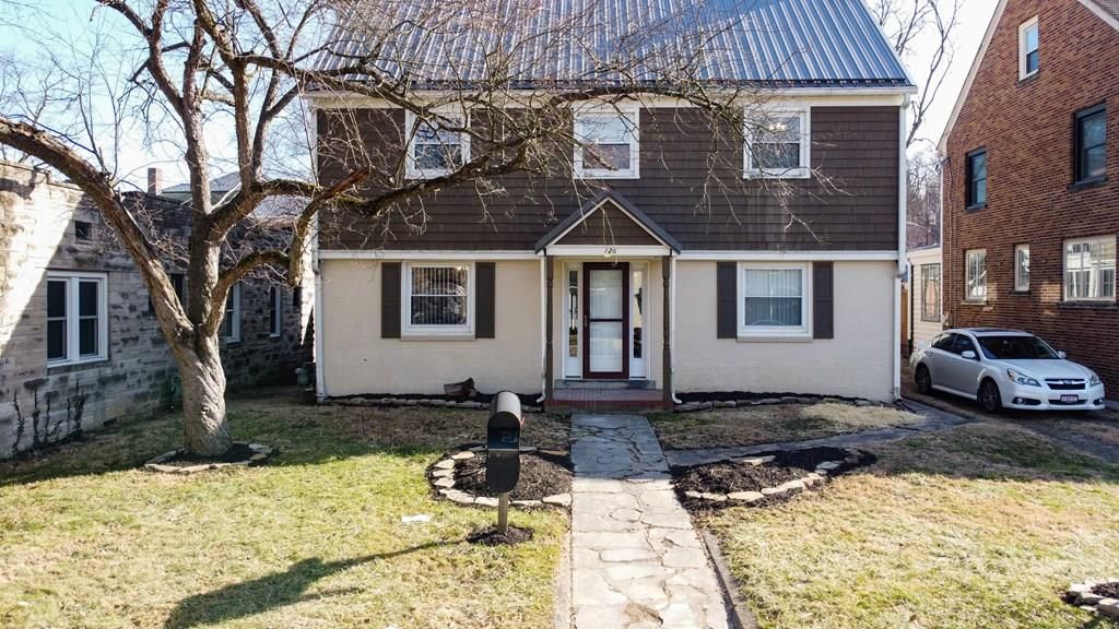 120 W  5th St, Chillicothe, OH 45601