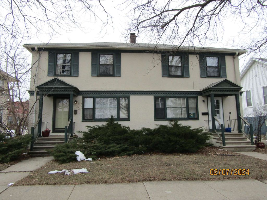 408 S  Madison St, Green Bay, WI 54301