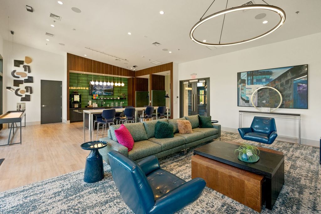Westside at Shady Grove Metro : The Emerson, Rockville, MD 20855