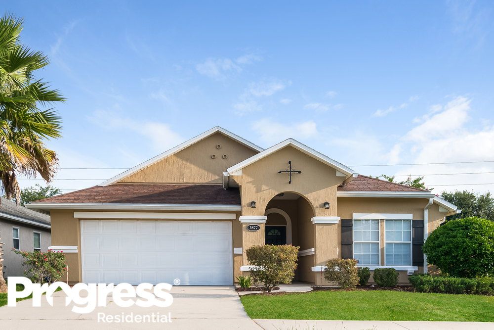 3877 Marsh Bluff Dr, Jacksonville, FL 32226